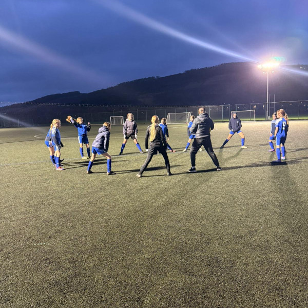 y78 g football warm up