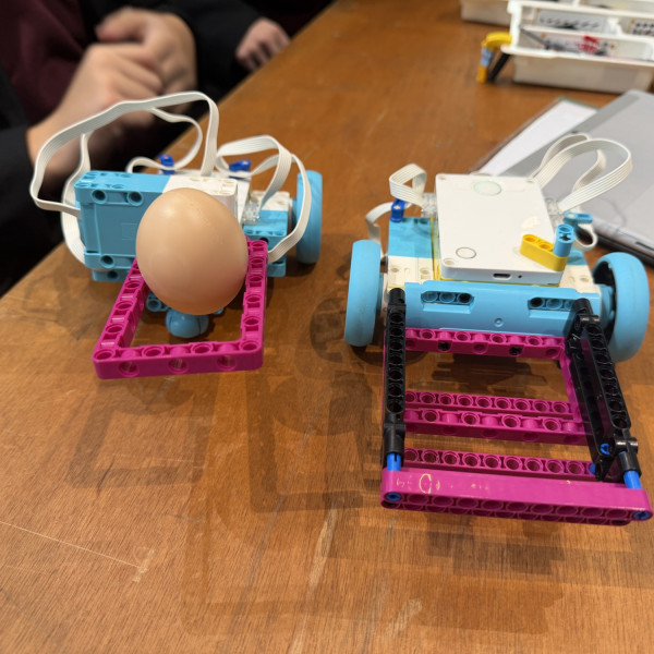 593569574_870261488869156_772738044853697415_n